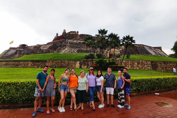 CITY TOUR EN VANS CLIMATIZADA